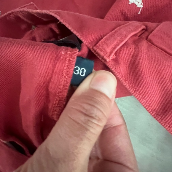 Ralph Lauren Red Flat Front Shorts with Iconic Logo - Picture 4 of 5